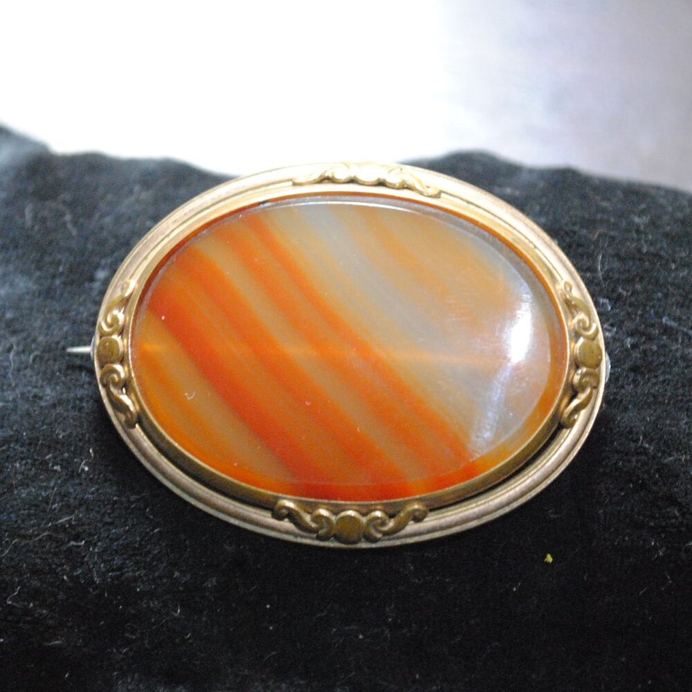 Antique Large Victorian Banded Agate Brooch